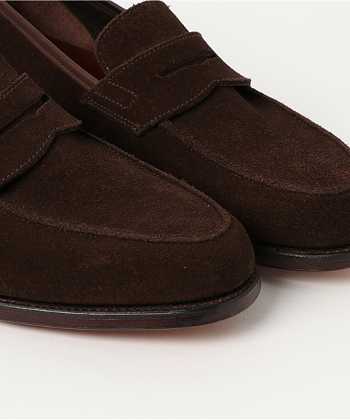 CROCKETT&JONES(クロケットアンドジョーンズ)の「CROCKETT&JONES スエードコインローファー RICHMOND(ローファー・メンズ・ダークブラウン/ブラウン・7/6/6.5)」の7枚目の写真