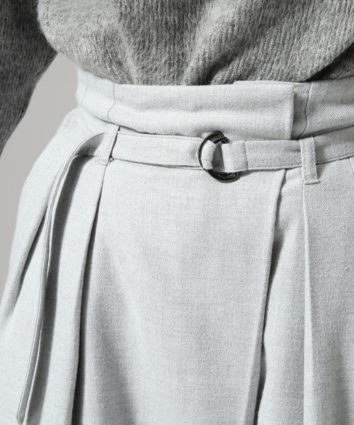 HARE（ハレ）の「ビキモウアシメクロップドパンツ(HARE)（その他パンツ・レディース・ブラック/グレー・SMALL/MEDIUM）」の6枚目の写真