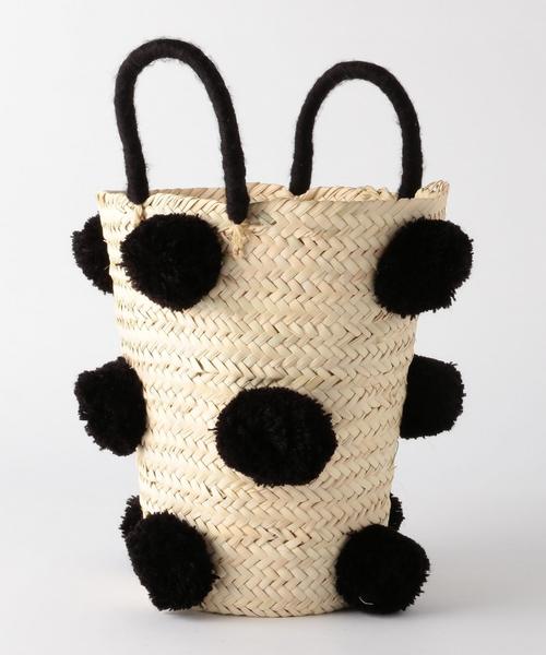 green label relaxing(グリーンレーベルリラクシング)の「ETINCELLES ポンポンカゴバッグ(かごバッグ・レディース・ブラック/ライトグレー・FREE)」の9枚目の写真