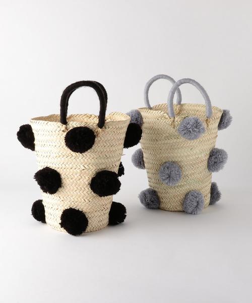 green label relaxing(グリーンレーベルリラクシング)の「ETINCELLES ポンポンカゴバッグ(かごバッグ・レディース・ブラック/ライトグレー・FREE)」の3枚目の写真