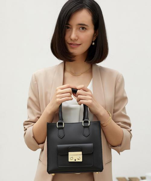 MARCO BIANCHINI（マルコビアンチーニ）の「[別注]MARCO BIANCHINI RF BOX 2WAY バッグ（ショルダーバッグ・レディース・ブラック/グレー/ベージュ/ピンク・FREE）」の2枚目の写真