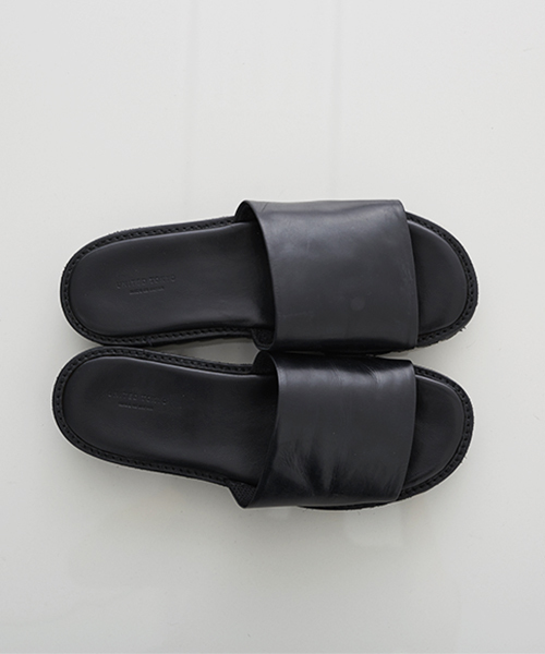 UNITED TOKYO（ユナイテッドトウキョウ）の「シャークソールシャワーサンダル（サンダル・レディース・ホワイト/ピンク/ブラック・0/2/1/00）」の8枚目の写真