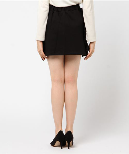 onespo（ワンスポ）の「ベロアフリルスカート（スカート・レディース・ブラック/レッド/ピンク・M）」の4枚目の写真