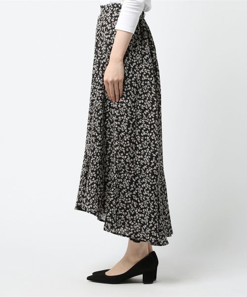 PAGEBOY(ページボーイ)の「パッチワーク風小花柄ミディスカート(スカート・レディース・ホワイト系その他/ブラック系その他/イエロー系その他・FREE)」の18枚目の写真