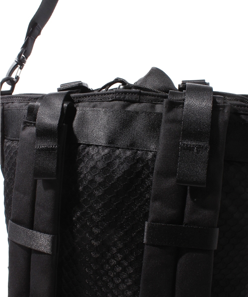 PUMA（プーマ）の「バックパック - PUMA by MIHARAYASUHIRO（バックパック/リュック・メンズ・レッド系その他/ブラック・フリー）」の7枚目の写真