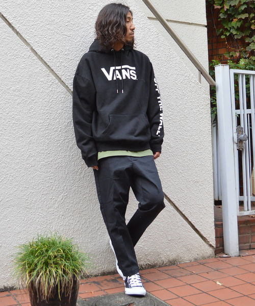 VANS(バンズ)の「VANS/ヴァンズ Flying-V Pull Over Hoodie(パーカー・メンズ・ホワイト/ブラック/ラベンダー/オレンジ・M/L/XL)」の5枚目の写真
