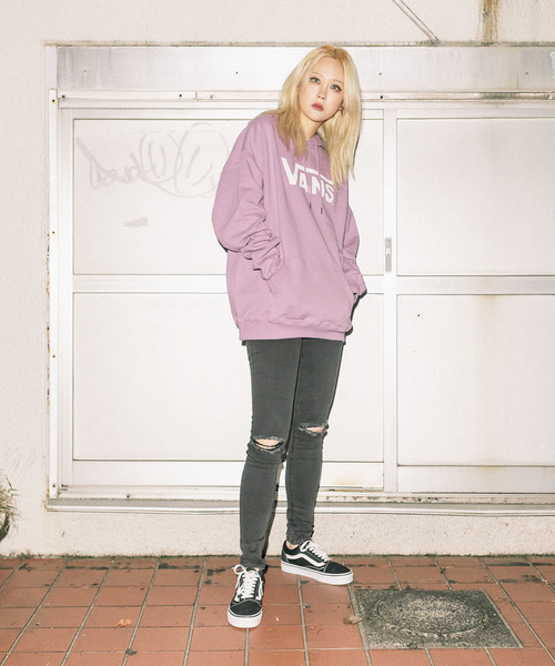 VANS(バンズ)の「VANS/ヴァンズ Flying-V Pull Over Hoodie(パーカー・メンズ・ホワイト/ブラック/ラベンダー/オレンジ・M/L/XL)」の6枚目の写真