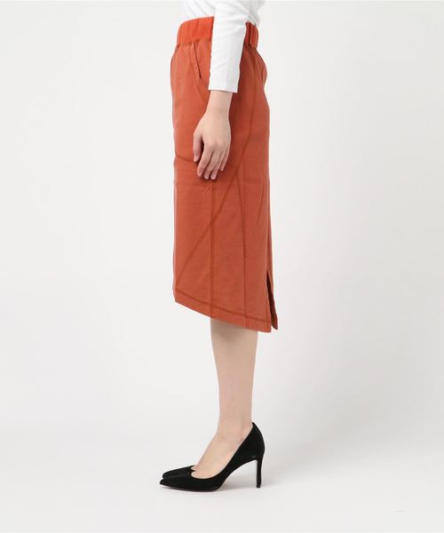 WHITE MOUNTAINEERING(ホワイトマウンテニアリング)の「【White Mountaineering】トリプルニードルステッチスカート(スカート・レディース・オレンジ/ブルー・SMALL/X-SMALL)」の4枚目の写真