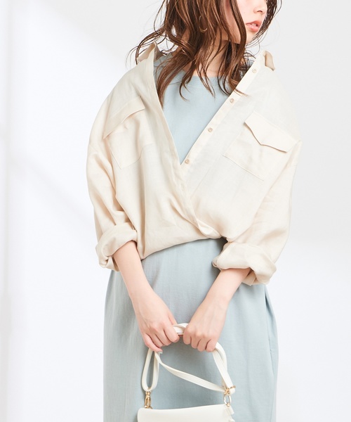 natural couture（ナチュラルクチュール）の「2WAYシンプルリネンシャツ（シャツ/ブラウス・レディース・ベージュ/ライトベージュ/ネイビー/ラベンダー/オレンジ系その他・FREE）」の2枚目の写真