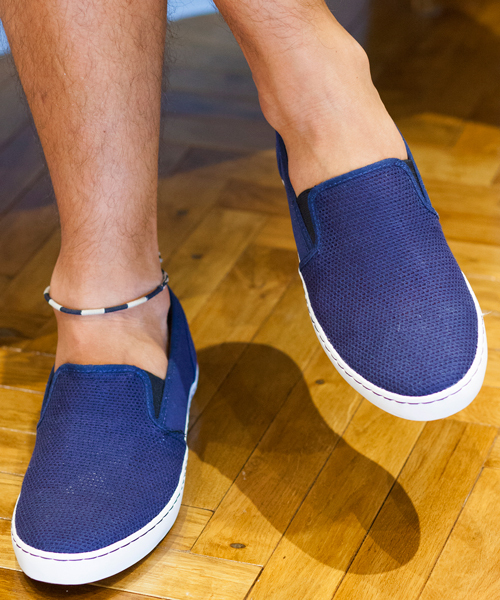 BEAUTY&YOUTH UNITED ARROWS（ビューティーアンドユースユナイテッドアローズ）の「BY コットンメッシュ スリッポン/スニーカー◆（スニーカー・メンズ・ブラック/ネイビー/ベージュ/その他1・27cm/25cm/26cm/28cm）」の4枚目の写真