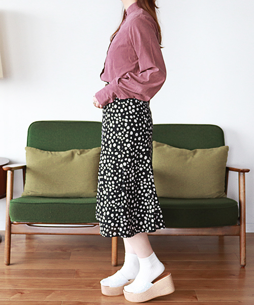 PairPair（ペアペア）の「ロングカフススタンドカラーシャツ（シャツ/ブラウス・レディース・アイボリー/モカ/スモークピンク・FREE）」の19枚目の写真