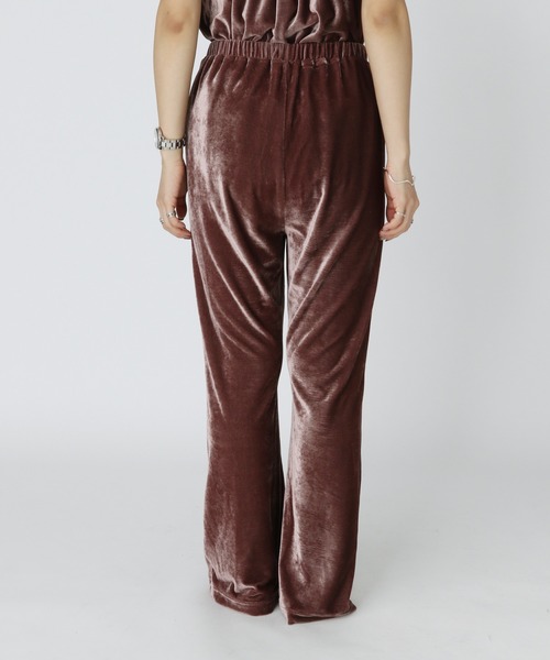 bijorie（ビジュリィ）の「【bijorie × Hinechi プロデュースアイテム】3pieceベロアルームウェア（カーディガン/ボレロ・レディース・ライトブラウン/ダークネイビー・FREE）」の6枚目の写真