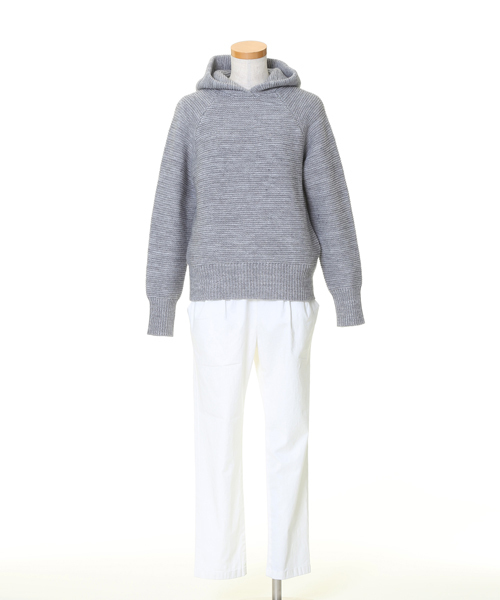 maiami マイアミ 4万 スワンニット ブルー 菊池亜希子 YVKI 着用