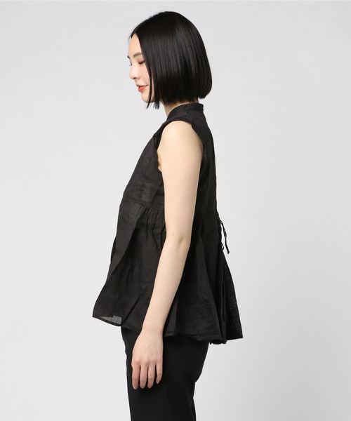 suzukitakayuki スリーブレスブラウス ブラック suzuki takayuki（スズキタカユキ）の「band-sleeve blouse（シャツ
