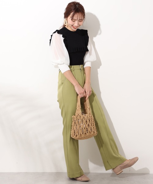 one after another NICE CLAUP（ワンアフターアナザーナイスクラップ）の「リブフリルドッキングニット（ニット/セーター・レディース・アイボリー/ブラック/グレイッシュベージュ・FREE）」の9枚目の写真