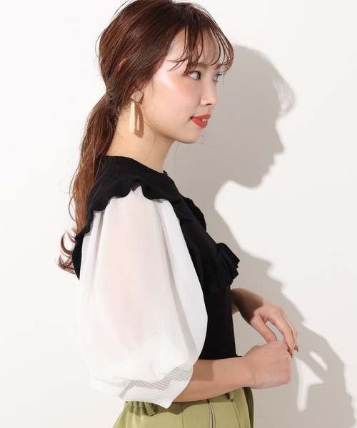 one after another NICE CLAUP（ワンアフターアナザーナイスクラップ）の「リブフリルドッキングニット（ニット/セーター・レディース・アイボリー/ブラック/グレイッシュベージュ・FREE）」の12枚目の写真