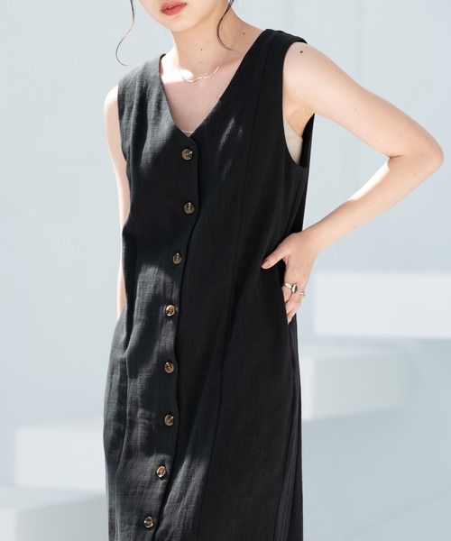 Aunt Marie's(アントマリーズ)の「リネンロングジレワンピース(ワンピース・レディース・ブラック/グリーン/ナチュラル・FREE)」の1枚目の写真