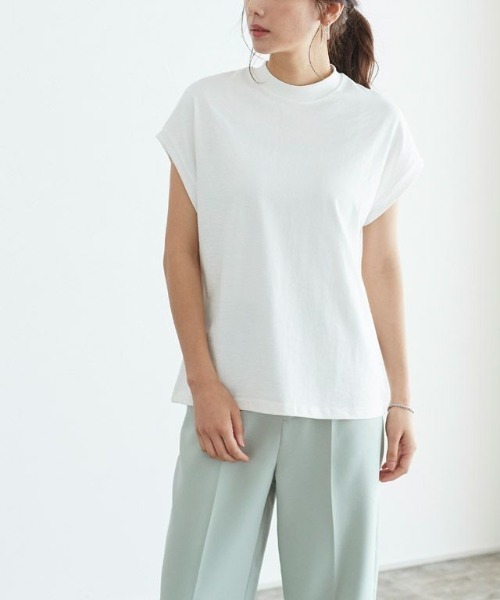 Pierrot（ピエロ）の「モックネックTシャツ（Tシャツ/カットソー・レディース・オフホワイト/ブラック/ベージュ/ネイビー/カーキ・M/L）」の22枚目の写真