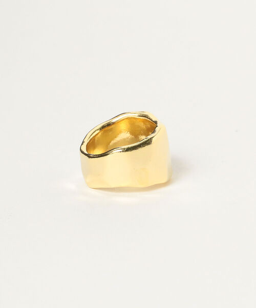 Ray BEAMS(レイビームス)の「Ray BEAMS / ゴールド ワイド リング(リング・レディース・ゴールド・ONE SIZE)」の7枚目の写真
