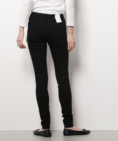 WHEIR(ウェア)の「WHEIR SKINNY JEANS(デニムパンツ・レディース・ネイビー/チャコールグレー/ダークブラック/ブラック/ダークグレー/ブルー/ライトインディゴブルー/ピンク/ダークインディゴブルー/ホワイト・23/26/24/25/27/SMALL/MEDIUM/LARGE)」の12枚目の写真