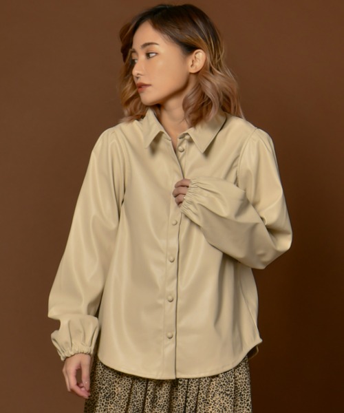 My shawty(マイシャウティー)の「puff sleeve lether shirt(シャツ/ブラウス・レディース・ブラック/アイボリー・FREE)」の1枚目の写真
