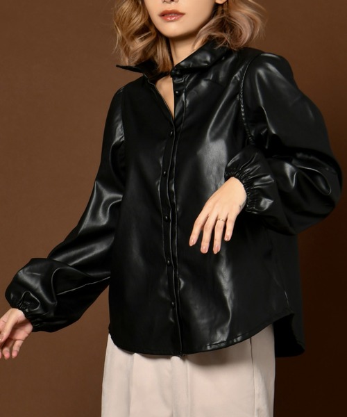My shawty(マイシャウティー)の「puff sleeve lether shirt(シャツ/ブラウス・レディース・ブラック/アイボリー・FREE)」の2枚目の写真