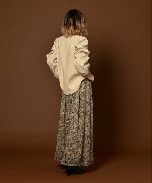 My shawty(マイシャウティー)の「puff sleeve lether shirt(シャツ/ブラウス・レディース・ブラック/アイボリー・FREE)」の5枚目の写真