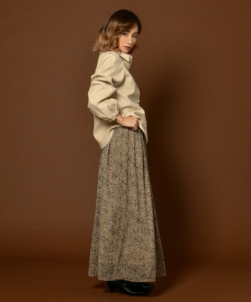 My shawty(マイシャウティー)の「puff sleeve lether shirt(シャツ/ブラウス・レディース・ブラック/アイボリー・FREE)」の4枚目の写真