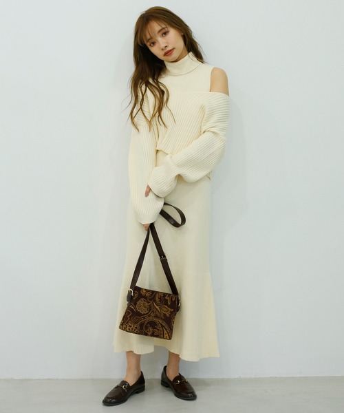 one after another NICE CLAUP(ワンアフターアナザーナイスクラップ)の「Ladyニットワンピース(ワンピース・レディース・ベージュ/グリーン/アイボリー・FREE)」の12枚目の写真
