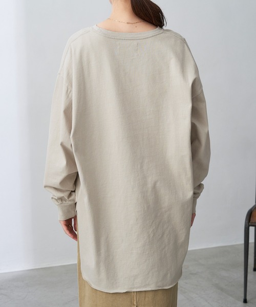 Chaco closet（チャコ クローゼット）の「オーバーサイズラウンドヘム スリット入りロンT（Tシャツ/カットソー・レディース・オフホワイト/アイボリー/ベージュ/グリーン系その他/ブラック・FREE）」の8枚目の写真
