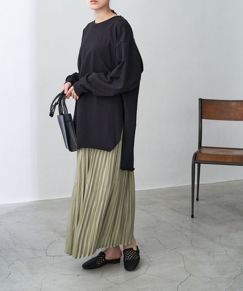 Chaco closet（チャコ クローゼット）の「オーバーサイズラウンドヘム スリット入りロンT（Tシャツ/カットソー・レディース・オフホワイト/アイボリー/ベージュ/グリーン系その他/ブラック・FREE）」の20枚目の写真