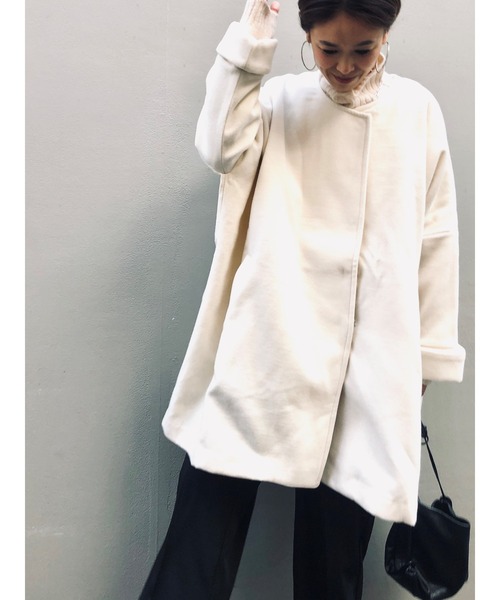 ulu(ウル)の「Fake wool nocolour coat(ダウンジャケット/コート・レディース・ホワイト/ブラック・FREE)」の9枚目の写真