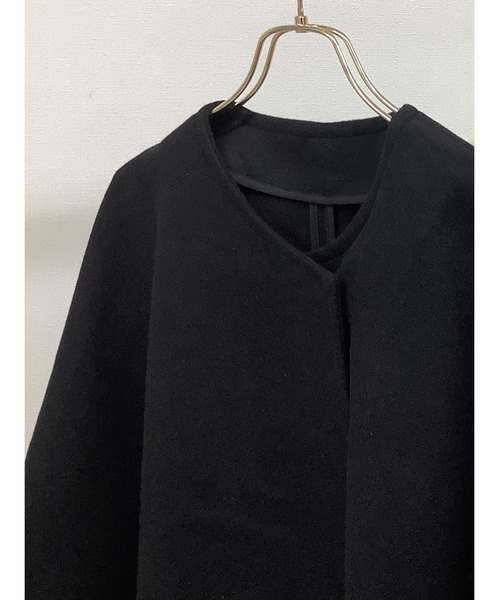 ulu(ウル)の「Fake wool nocolour coat(ダウンジャケット/コート・レディース・ホワイト/ブラック・FREE)」の11枚目の写真