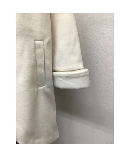 ulu(ウル)の「Fake wool nocolour coat(ダウンジャケット/コート・レディース・ホワイト/ブラック・FREE)」の13枚目の写真