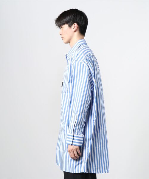 VIKTOR&ROLF(ヴィクター&ロルフ)の「VIKTOR&ROLF(ヴィクター&ロルフ)ブルーストライプロングシャツ(シャツ/ブラウス・メンズ・ブルー・S/M/L/XL)」の2枚目の写真