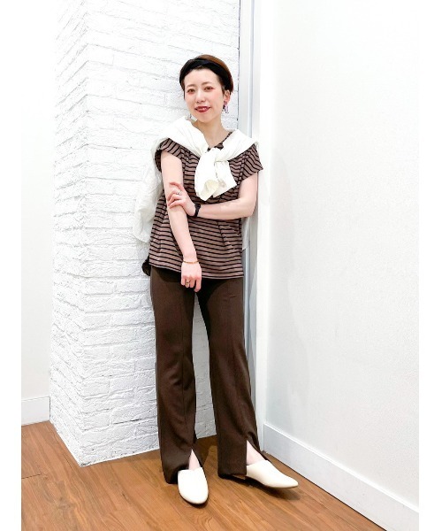 GLOBAL WORK（グローバルワーク）の「リラックス美人フレンチ/935357（Tシャツ/カットソー・レディース・ホワイト系その他/ブラウン系その他/ベージュ/ブルー系その他/ラベンダー/ブラック・MEDIUM/LARGE）」の19枚目の写真