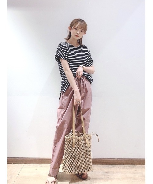 GLOBAL WORK（グローバルワーク）の「リラックス美人フレンチ/935357（Tシャツ/カットソー・レディース・ホワイト系その他/ブラウン系その他/ベージュ/ブルー系その他/ラベンダー/ブラック・MEDIUM/LARGE）」の22枚目の写真