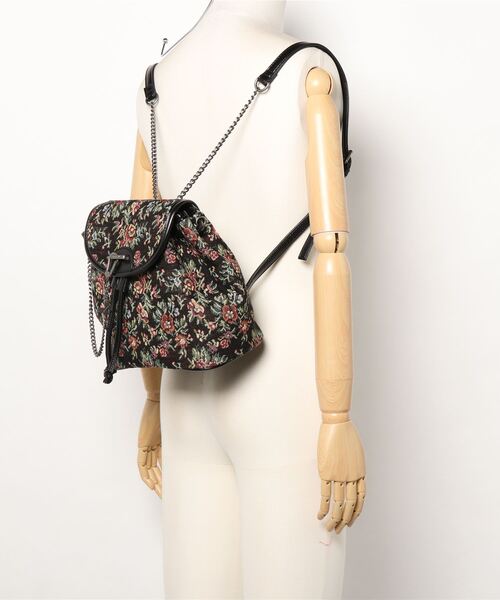 FANCY CLUB(ファンシークラブ)の「NASTY FANCY CLUB ネスティファンシークラブ CHAIN FLOWER BUCKET BACKPACK(バックパック/リュック・レディース・その他9・ONE SIZE)」の6枚目の写真
