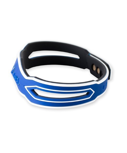 BANDEL(バンデル)の「【BANDEL】/Slash Bracelet Essential Blue&Gold(ブレスレット・メンズ・ブルー・SMALL/LARGE)」の2枚目の写真