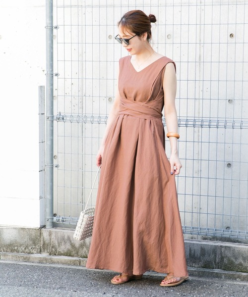 URBAN RESEARCH ROSSO（アーバンリサーチロッソ）の「リボンマキシワンピース（ワンピース・レディース・グレー系その他/ミント/ブラウン系その他/ブラック・FREE）」の5枚目の写真