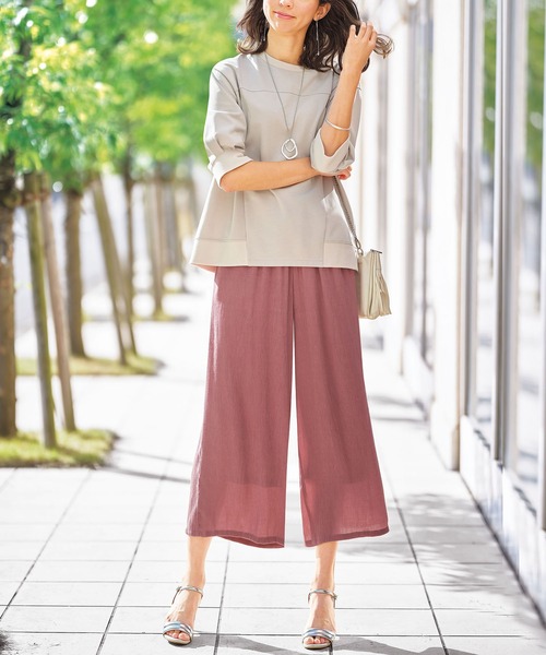 BELLUNA PLUS(ベルーナ)の「楊柳プリーツ素材ゆったりワイドパンツ(その他パンツ・レディース・ブラック/ベージュ/ピンク/グレー系その他・SMALL/MEDIUM/X-LARGE/LARGE)」の15枚目の写真