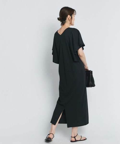 RIVE DROITE（リヴドロワ）の「【WEB限定】ラッフル袖ワンピース（ワンピース・レディース・ブラック/チャコールグレー/ベージュ・FREE）」の2枚目の写真