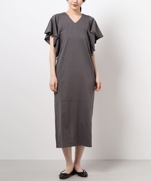 RIVE DROITE（リヴドロワ）の「【WEB限定】ラッフル袖ワンピース（ワンピース・レディース・ブラック/チャコールグレー/ベージュ・FREE）」の17枚目の写真