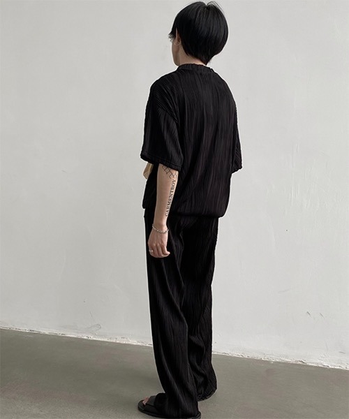WESTBOY（ウエストボーイ）の「【WB ORIGINALS】Mock-neck T-shirt in Pleated Smooth WO21S509TP（Tシャツ/カットソー・メンズ・ホワイト/ブラック・S/M/L）」の14枚目の写真