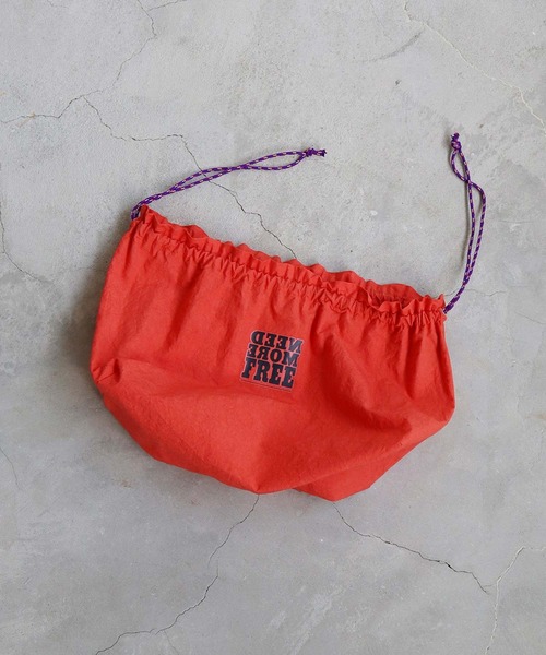 nitca（ニトカ）の「C/Lタイプライター巾着バック（エコバッグ/サブバッグ・レディース・ブラウン/オレンジ/ホワイト・FREE）」の19枚目の写真