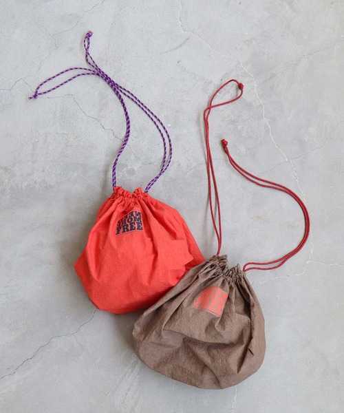 nitca（ニトカ）の「C/Lタイプライター巾着バック（エコバッグ/サブバッグ・レディース・ブラウン/オレンジ/ホワイト・FREE）」の18枚目の写真