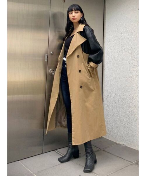 EMODA（エモダ）の「ボレロドッキングトレンチコート（トレンチコート・レディース・ベージュ/アイボリー/グレー・FREE）」の6枚目の写真