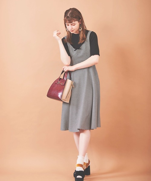 31 Sons de mode(トランテアン ソン ドゥ モード)の「クロコ×スエード配色バッグ(ショルダーバッグ・レディース・クリーム/ボルドー/ピンク・FREE)」の8枚目の写真