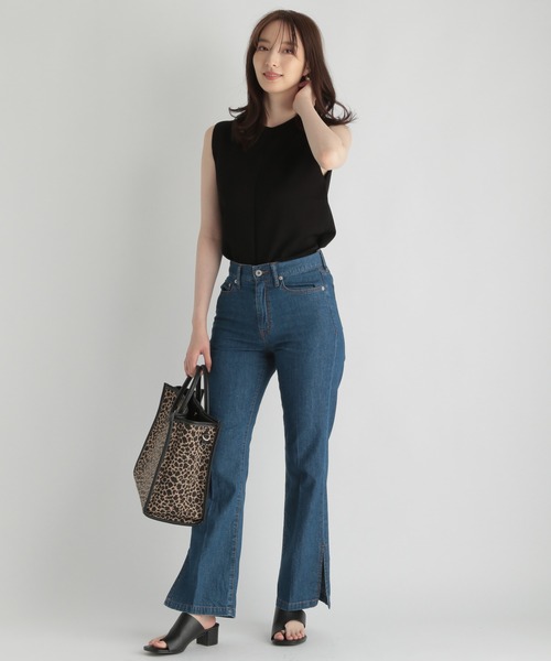 Andemiu（アンデミュウ）の「フレアスリットデニム214878（デニムパンツ・レディース・インディゴブルー/ブルー・SMALL/MEDIUM）」の7枚目の写真