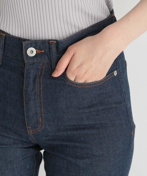 Andemiu（アンデミュウ）の「フレアスリットデニム214878（デニムパンツ・レディース・インディゴブルー/ブルー・SMALL/MEDIUM）」の17枚目の写真